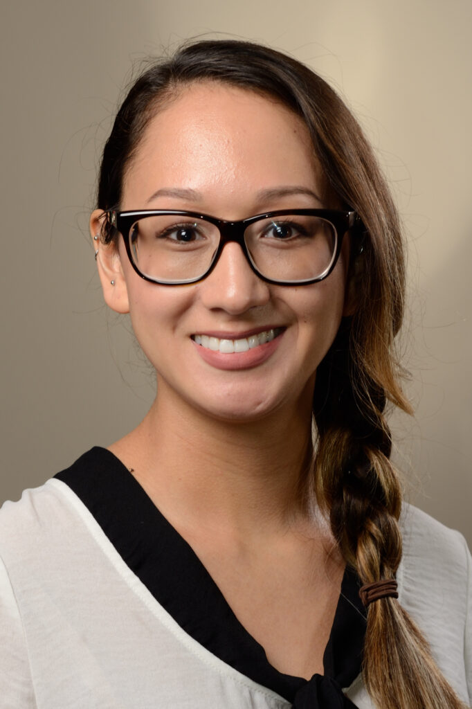 headshot of clarissa smiling 